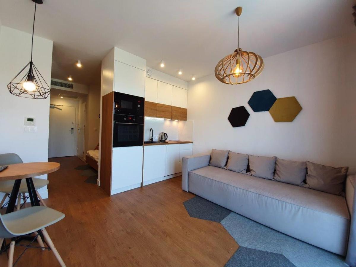 Prywatne Apartamenty W Hotelu - 365Pam 萨比诺瓦 外观 照片