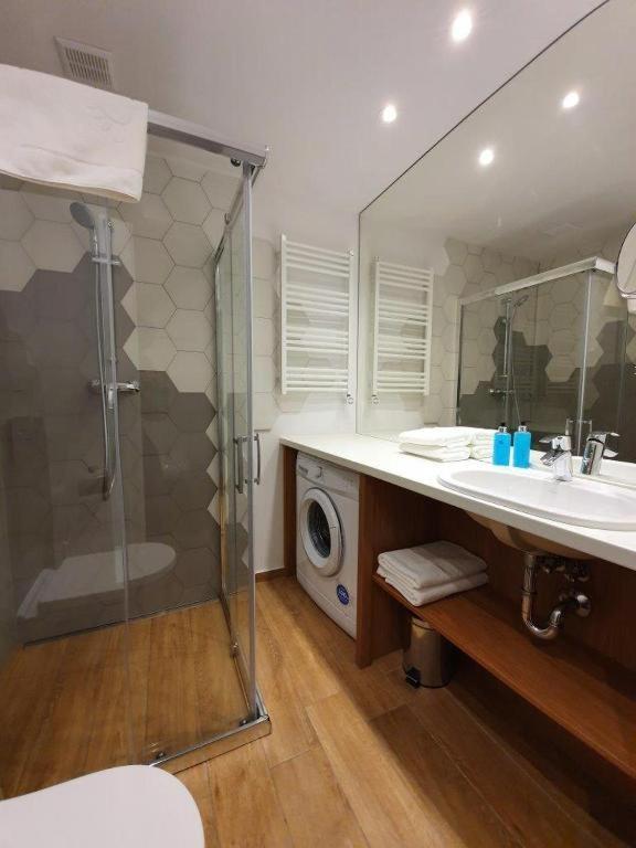Prywatne Apartamenty W Hotelu - 365Pam 萨比诺瓦 外观 照片